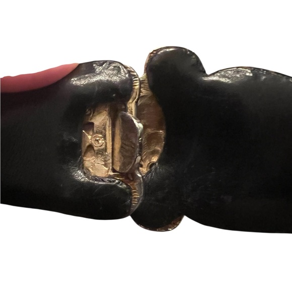 Judith Leiber Black snakeskin vintage Belt with Signature Detail adjustable - Picture 5 of 8